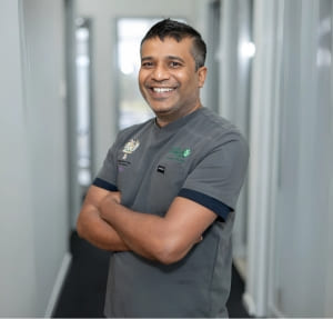 Dr. Dumi Medagoda